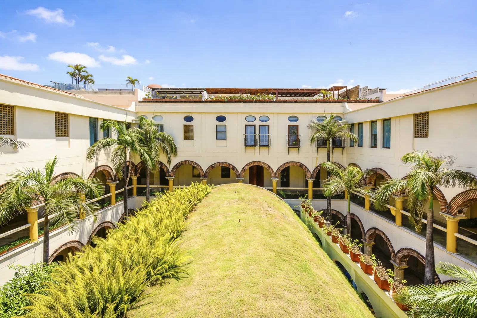 Landscaped inner courtyard of the colonial building Casa del Boquetillo