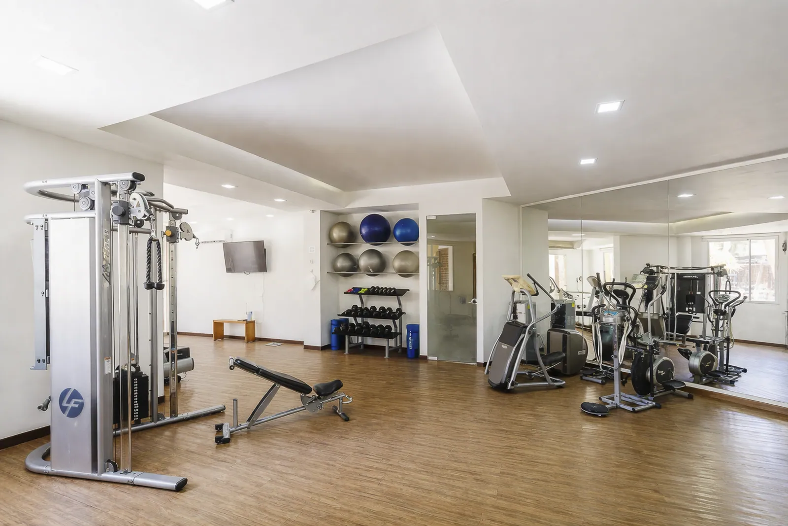 Fully equipped fitness centre at Casa del Boquetillo