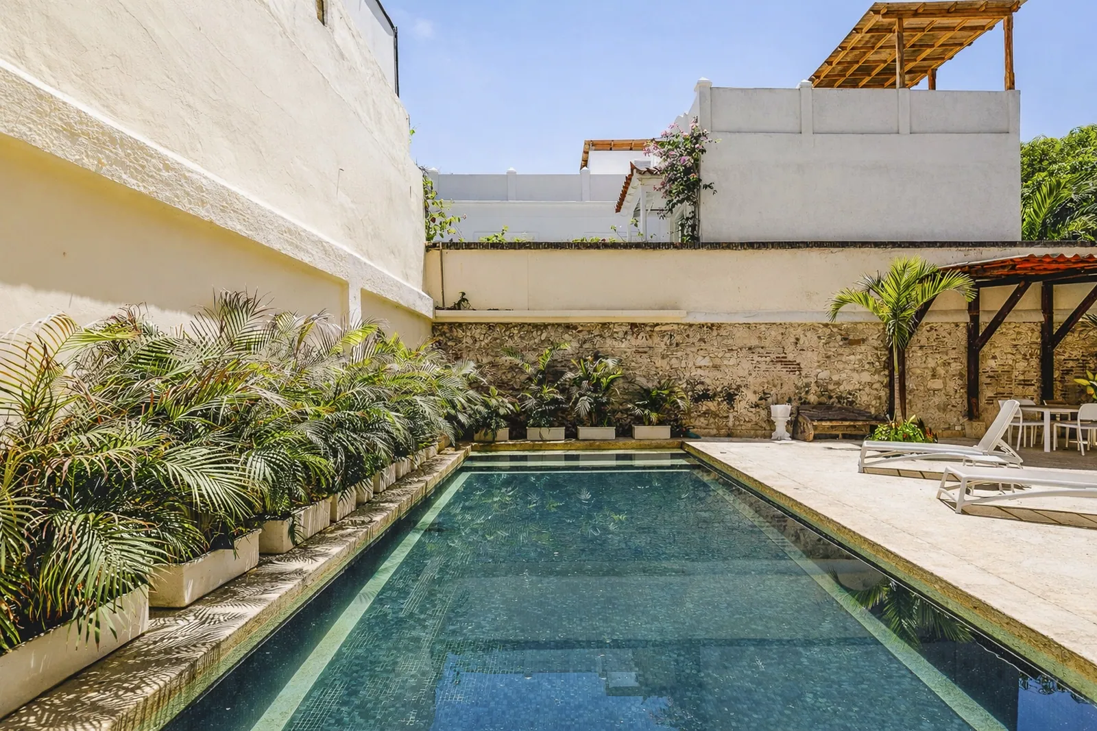 12 × 5 m private swimming pool on the 150 m² terrace, Cartagena